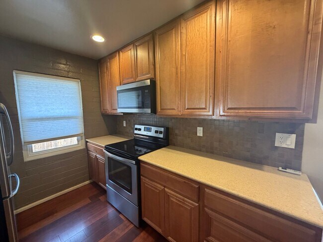 Building Photo - 1333 Terrace Dr