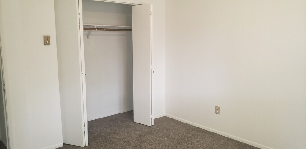 Available apartment will have similar features. - 4223 N Progress Rd