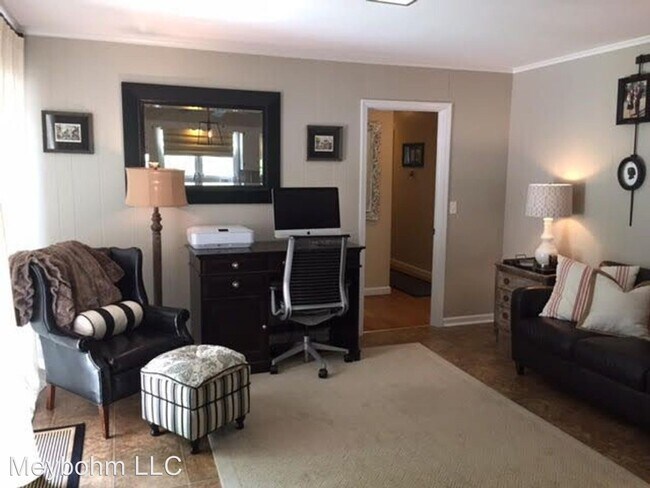 Building Photo - 3 br, 2 bath House - 221 Kings Chapel Road