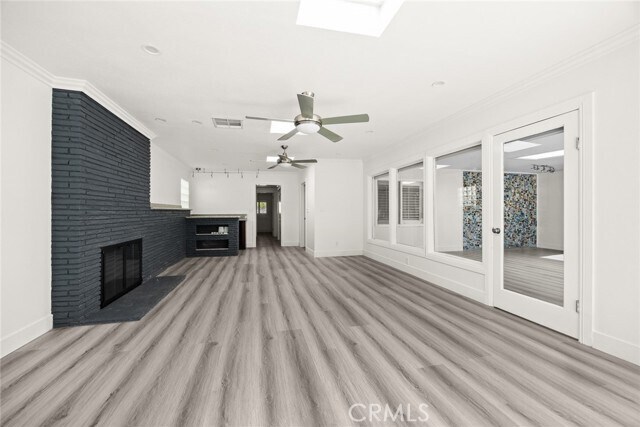 Building Photo - 647 W Montecito Ave