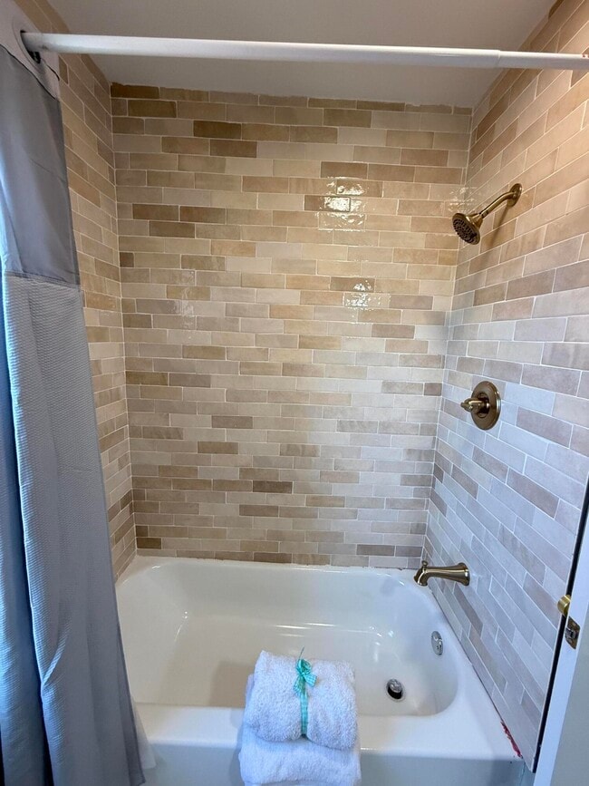 Building Photo - 16540 Marlowe St