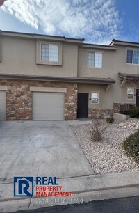 Building Photo - Millcreek Springs Townhome