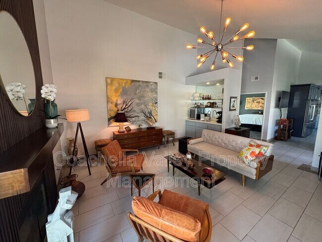 Building Photo - 43584 Via Magellan Dr