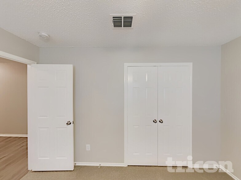 Building Photo - 1728 Rialto Way