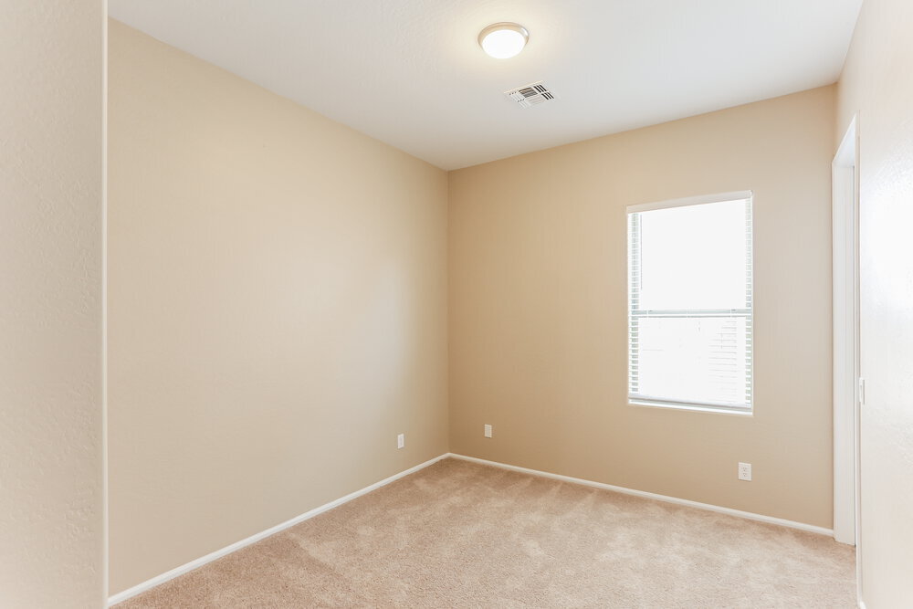 Building Photo - 5037 W Nancy Ln