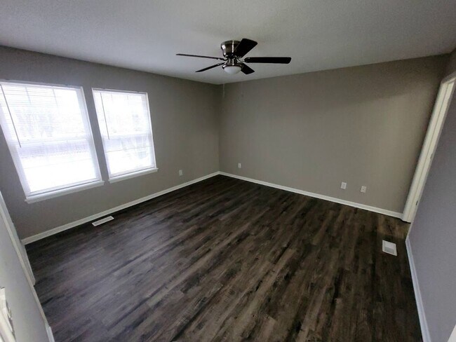 Building Photo - Available Early May | Don’t Miss This Stunning Rental