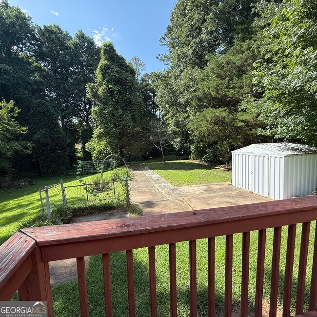 Building Photo - 4101 Springlake Cir