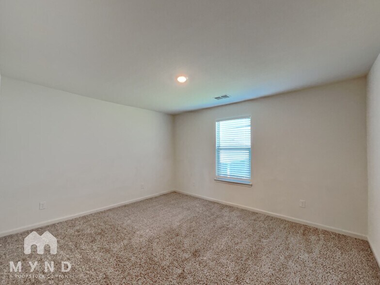 Building Photo - 13638 Logan Pass Dr