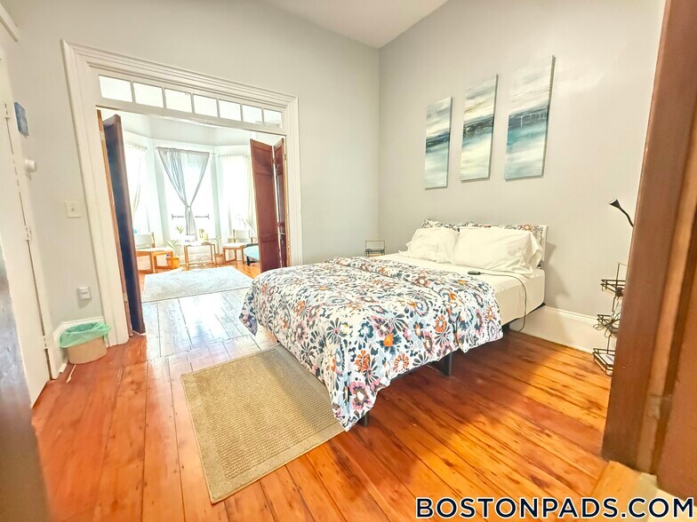 Building Photo - 94 Mt Pleasant Ave