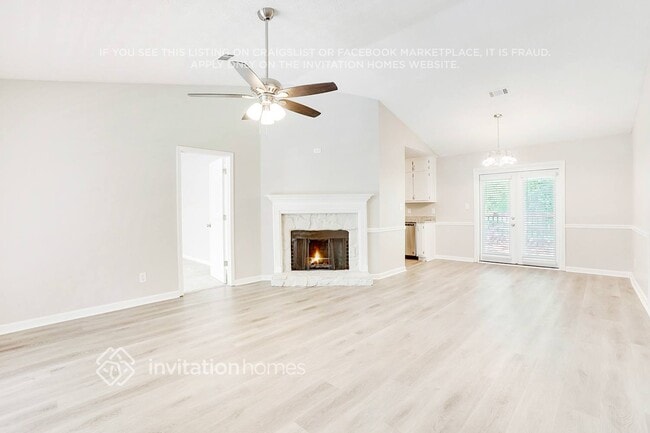 Building Photo - 110 Bradley Pl