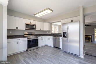 Building Photo - 15014 Courtland Pl