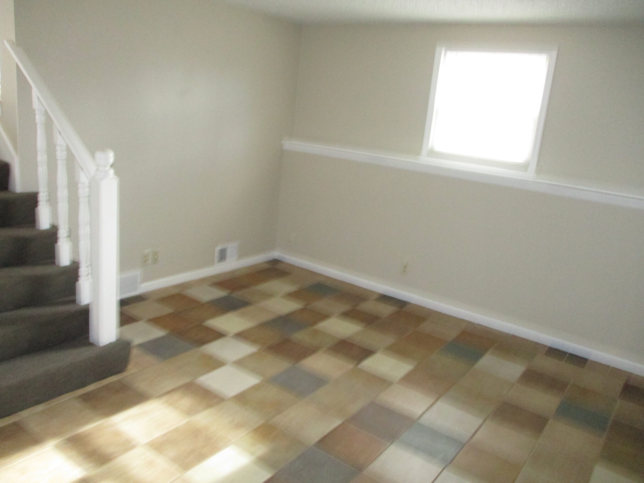 Building Photo - 1315 E 152nd Ter