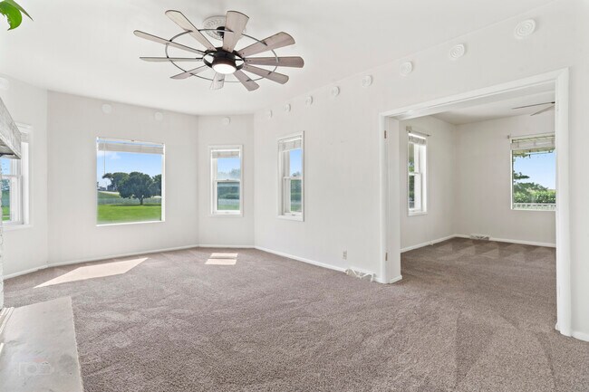 Building Photo - 6281 5000 N