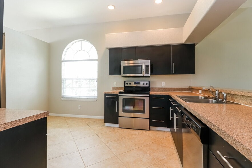 Building Photo - 6319 Laurel Creek Trail