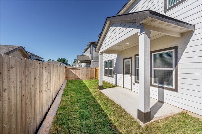 Building Photo - 8595 Blueberry Ash St