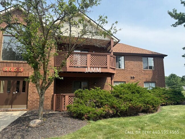Primary Photo - 8655 Scenicview Dr