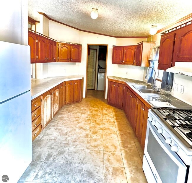 Building Photo - 105 Tippi Trail