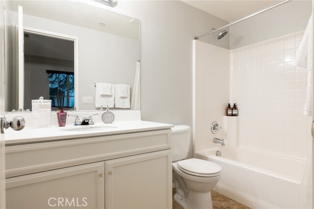 Building Photo - 6371 Estrela Ln