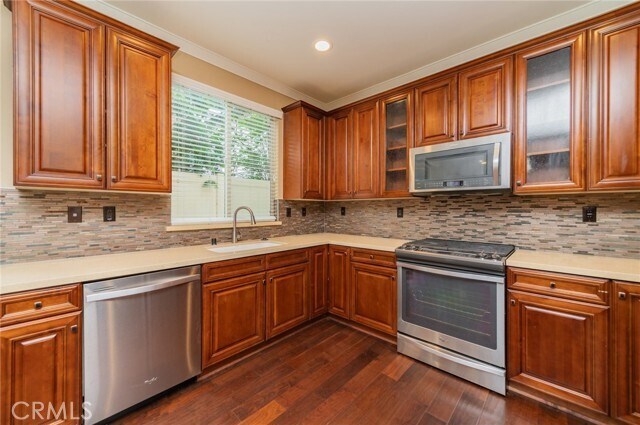 Building Photo - 1351 S Magnolia Ave