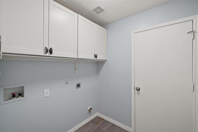 Building Photo - 635 Almandora Dr