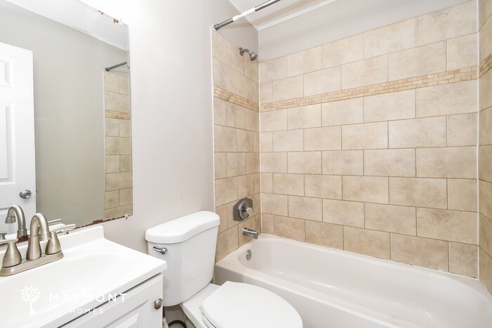 Building Photo - 9245 Danville Ave