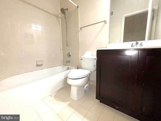 Building Photo - 22410 Glenbow Way