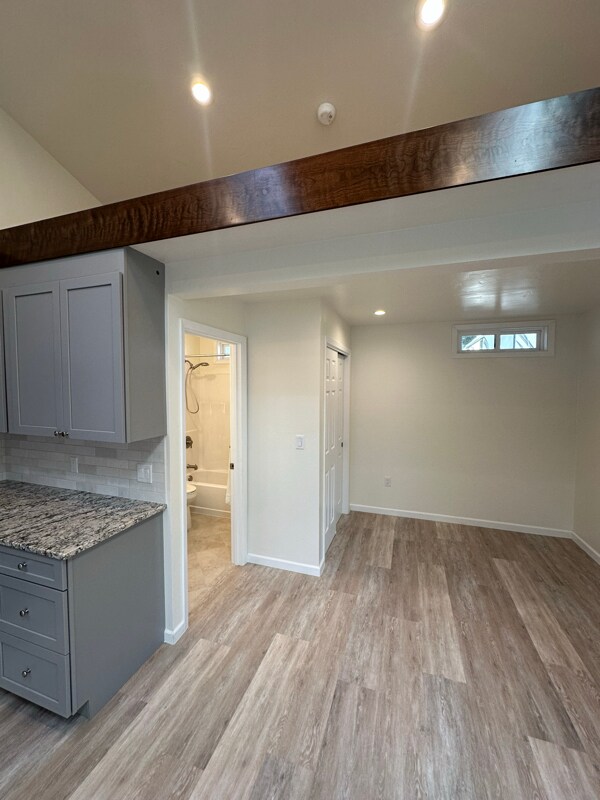 Building Photo - 1139 Azalea Ave