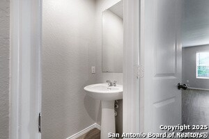 Building Photo - 6448 Cotton Ridge