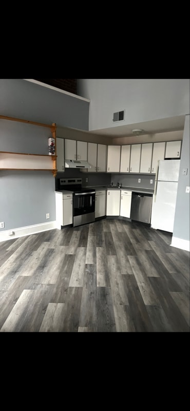 Building Photo - 11 S 2nd St