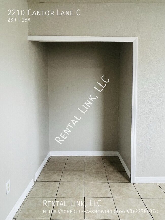Building Photo - Suncoast Estimate 2 Bedroom For Rent In 4-...
