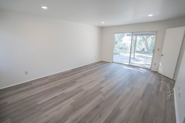 Building Photo - COMING SOON! Charming Single-Story 3-Bedroom Home in Canyon Country!