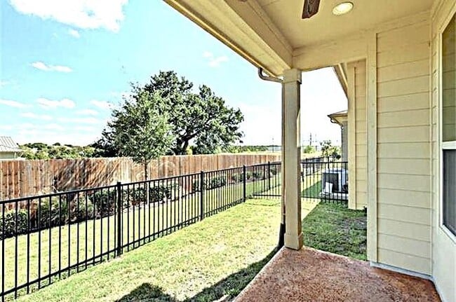 Building Photo - 14001 Avery Ranch Blvd