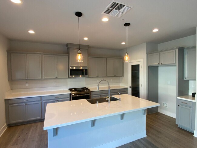 Building Photo - Coming soon  - Beautiful and NEW 4 bed / 3 Bath