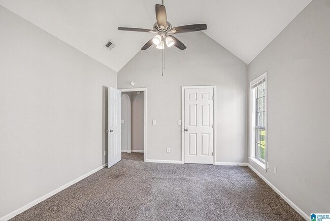 Building Photo - 139 Flagstone Ln