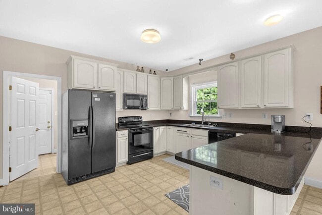 Building Photo - 11489 Lynx Dr