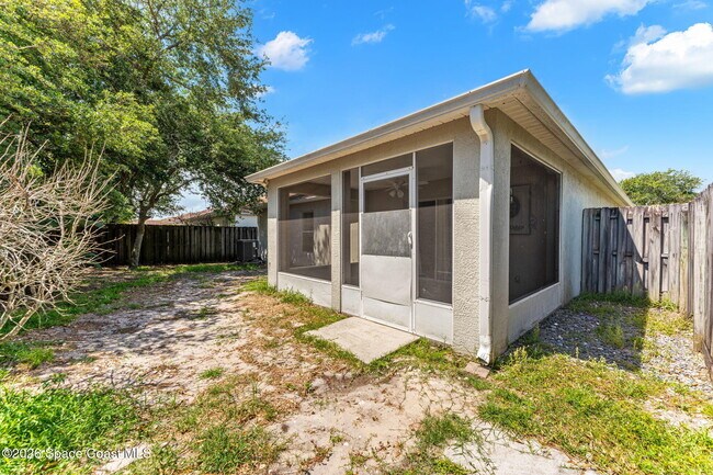 Building Photo - 4211 Swanna Dr