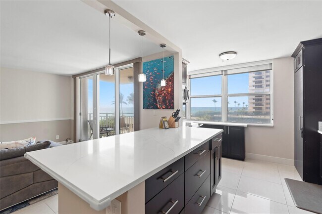 Building Photo - 5200 N Ocean Blvd