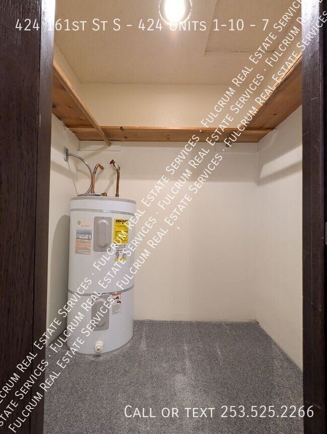 Building Photo - 424 161st St S