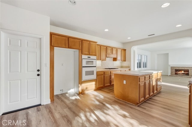 Building Photo - 6 Sutton