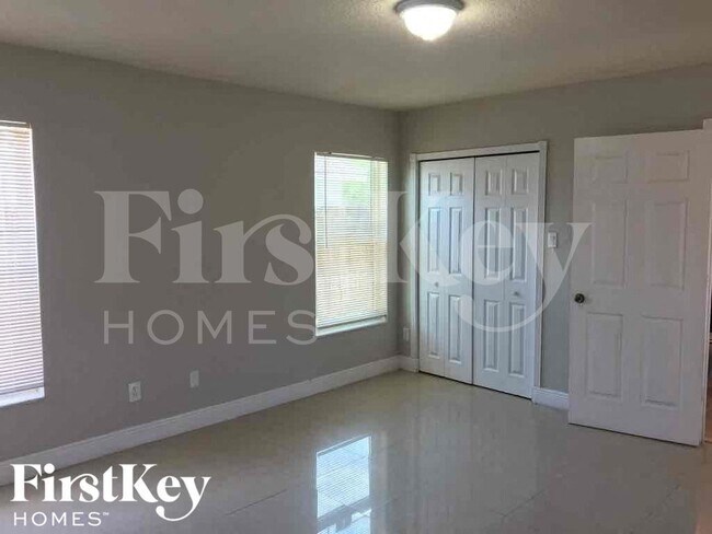 Building Photo - 17023 SW 149th Pl