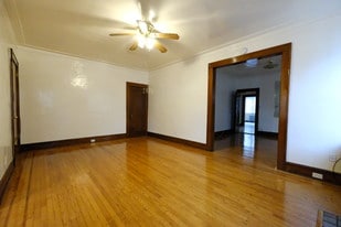 Building Photo - 90 Norman Rd