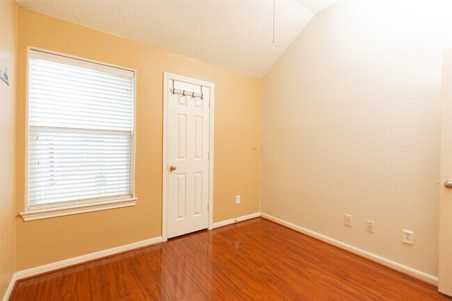 Building Photo - 10218 West Palm Lake Drive