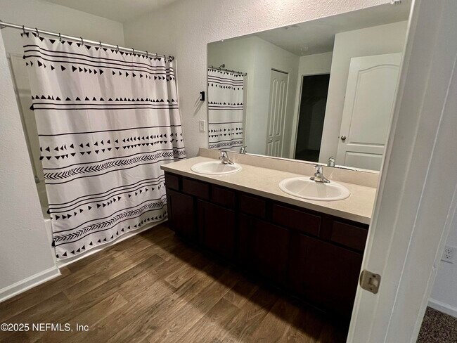 Building Photo - 12659 European Beech Rd