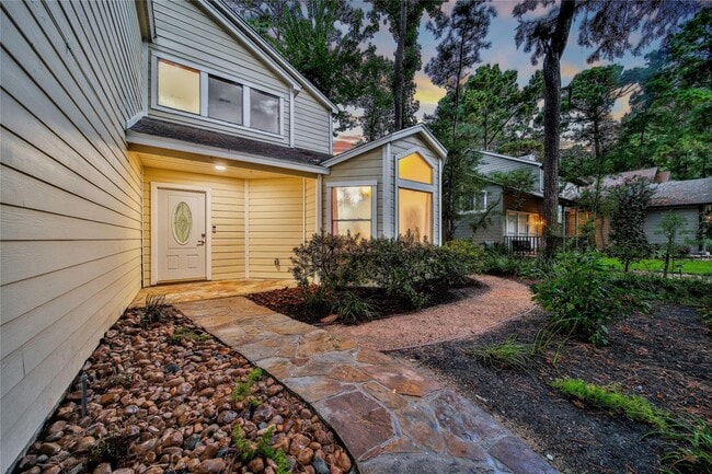 Building Photo - 35 Shallow Pond Pl