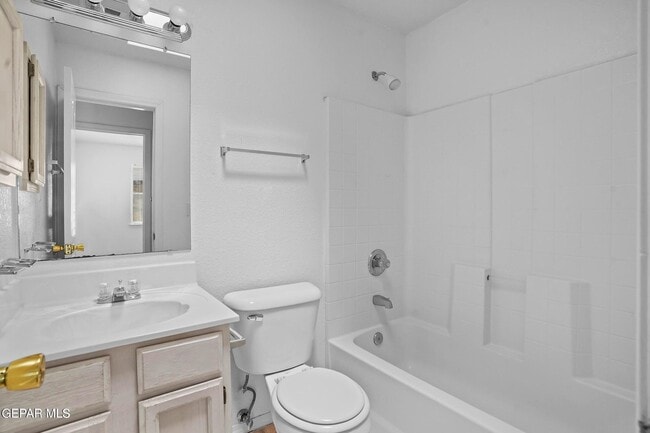 Building Photo - 12248 Via Granada Dr