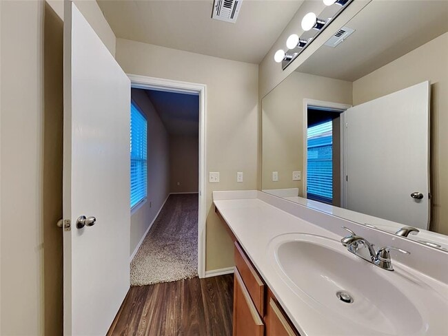 Building Photo - 13108 Bridgewater Ct