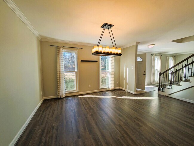 Building Photo - 417 Nichols Farm Dr