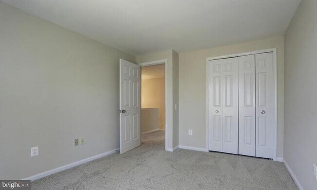 Building Photo - 613 Concerto Ln