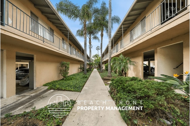 Building Photo - 839-845 Glenway Drive