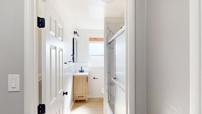 Building Photo - 3619-3619 San Leandro St